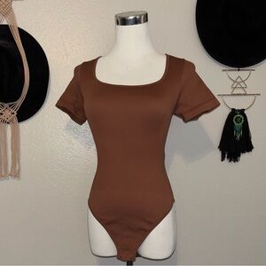 OQQ 2pk Bodysuits